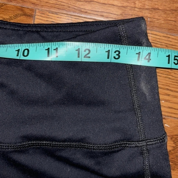 Titika Split  Ruffle Hem Capri Leggings Sz 8 - Picture 6 of 12